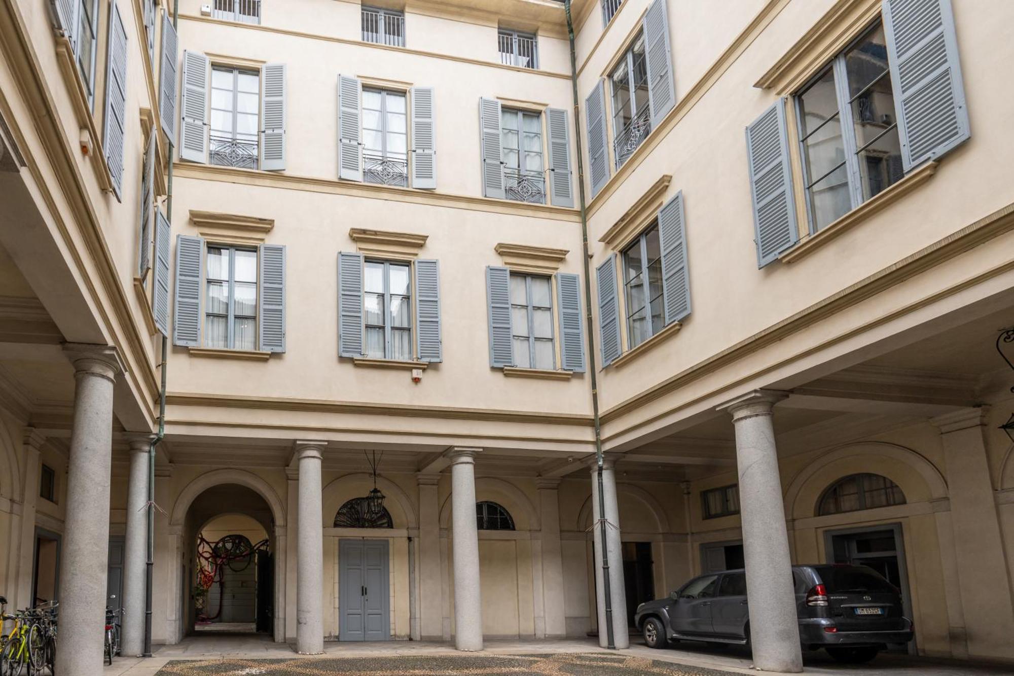 Nerino House, Elegante E Tranquillo Appartamento A 5 Minuti Dal Duomo Milán Exteriér fotografie